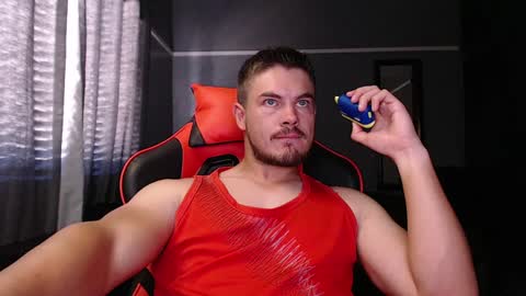 blueeyeboy0 online show from December 10, 6:54 am