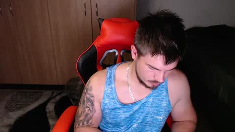 blueeyeboy0 online show from February 6, 7:40 pm