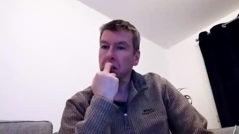 blueeyesteele online show from February 14, 7:53 pm