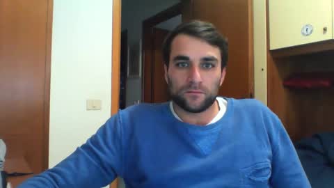 bluejoee online show from December 14, 8:10 am