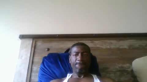 bluuthunder1914 online show from January 8, 5:18 pm