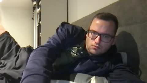 Snapshot of bobbele94 chatting on September 15, 10:00 pm bobbele94 online show from September 15, 10:00 pm