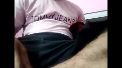 bobby_horny03 online show from April 15, 8:58 am