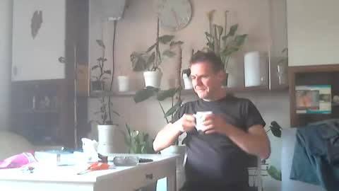 Snapshot of bobbytoyyboy chatting on January 29, 3:26 pm bobbytoyyboy online show from January 29, 3:26 pm