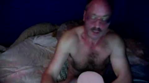 Snapshot of boby369 chatting on October 18, 7:02 am boby369 online show from October 18, 7:02 am