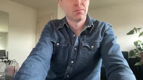 Snapshot of boegieboy76 chatting on February 25, 9:53 am ask me online show from February 25, 9:53 am