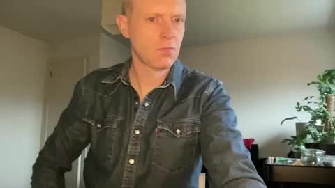 Snapshot of boegieboy76 chatting on January 30, 8:22 am ask me online show from January 30, 8:22 am