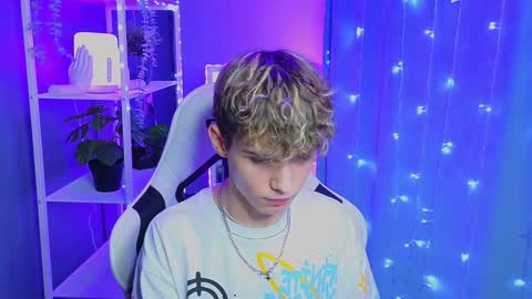 GARYALEXPVT IS OPEN online show from January 9, 6:26 pm