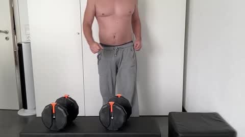 boopye online show from November 15, 9:22 am