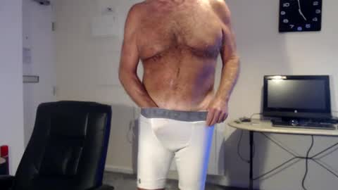 Snapshot of boppy21 chatting on February 20, 4:57 pm Boppy21 online show from February 20, 4:57 pm