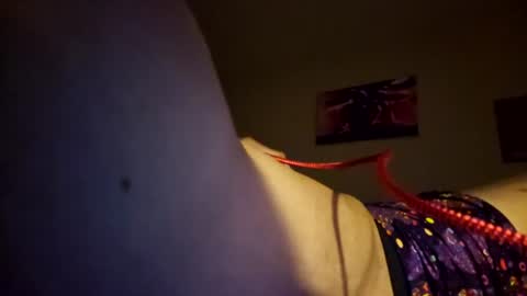 boredfornow20420 online show from June 15, 7:44 am