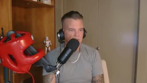 Snapshot of boss1420 chatting on October 28, 4:31 pm BOSS online show from October 28, 4:31 pm