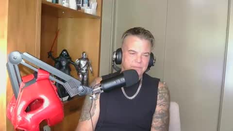 Snapshot of boss1420 chatting on October 21, 5:05 pm BOSS online show from October 21, 5:05 pm