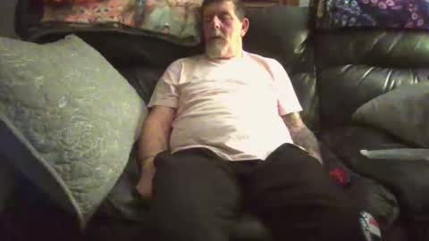 Snapshot of bostonguy1969 chatting on February 19, 6:44 am bostonguy1969 online show from February 19, 6:44 am