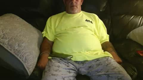 Snapshot of bostonguy1969 chatting on September 19, 2:01 am bostonguy1969 online show from September 19, 2:01 am