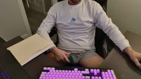 bostonmarine31 online show from February 17, 8:36 pm