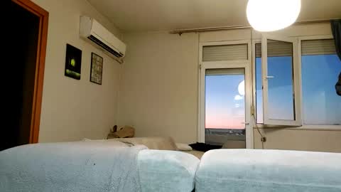 Dan online show from October 28, 4:09 pm