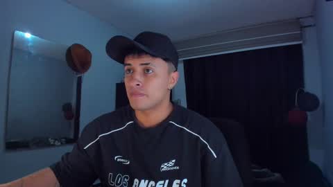 boy_nauthy online show from March 7, 5:18 am