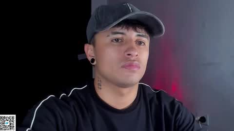 boy_nauthy online show from September 15, 3:52 am