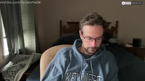 boysetsfire34 online show from November 18, 4:33 pm