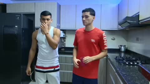 Angelo Mark Fernando Taylor online show from December 19, 11:39 am