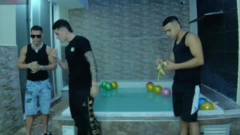 Angelo Mark Fernando Taylor online show from April 19, 11:09 am