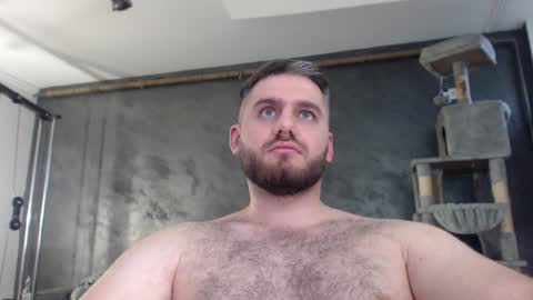 Snapshot of brad_pittfall chatting on December 5, 7:27 am ask me online show from December 5, 7:27 am