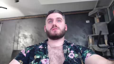 Snapshot of brad_pittfall chatting on March 7, 11:47 pm ask me online show from March 7, 11:47 pm