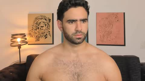 bradleymartin7 online show from March 8, 6:01 pm