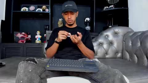 Brand  online show from January 7, 8:03 pm