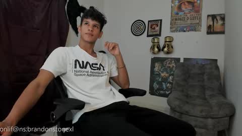 Brandon Stone online show from November 14, 7:15 pm