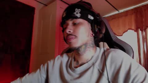 brasi_ online show from March 6, 6:38 pm