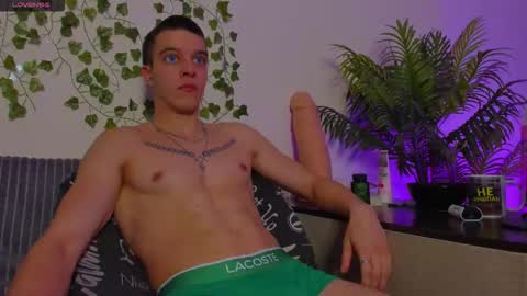 Johny Bravo online show from November 20, 6:29 pm