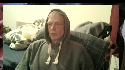 bremer64 online show from December 14, 10:22 am