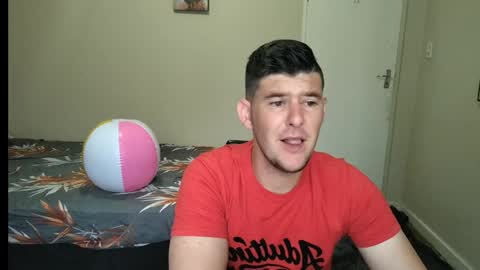 ask me lol online show from January 31, 5:09 am