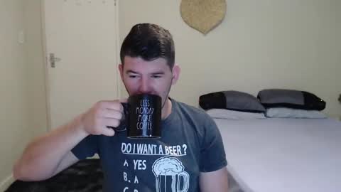 ask me lol online show from December 3, 3:07 am