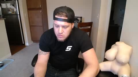 Snapshot of brettbwc89 chatting on January 1, 7:10 pm brettbwc89 online show from January 1, 7:10 pm