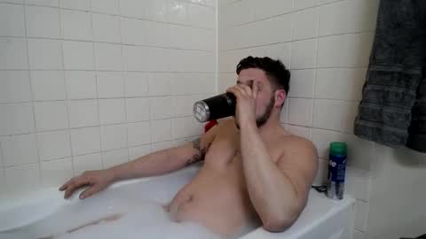 Snapshot of brettbwc89 chatting on February 23, 9:14 pm brettbwc89 online show from February 23, 9:14 pm