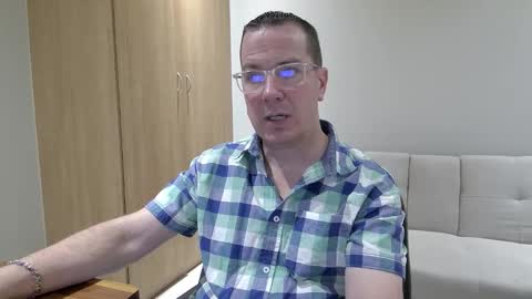 Brett online show from September 13, 5:58 pm