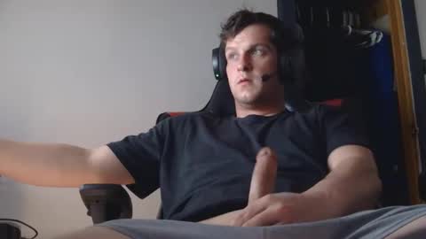 brian7891012 online show from March 21, 7:18 pm