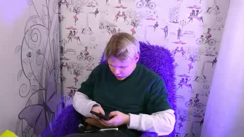 brian_mils online show from February 5, 11:39 am
