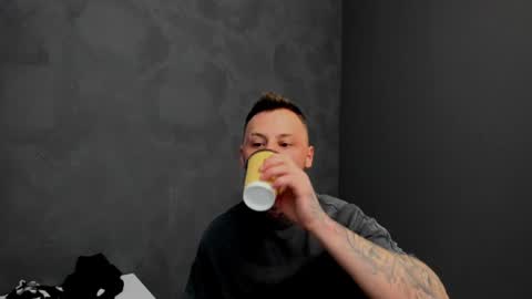 Brian online show from January 22, 7:03 am