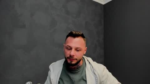 Brian online show from December 24, 6:33 am