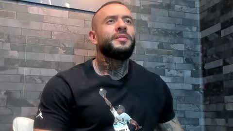 brucedallas online show from June 29, 4:07 am