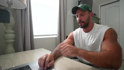 onlyfans BRUCESTRYKER online show from November 25, 6:54 pm