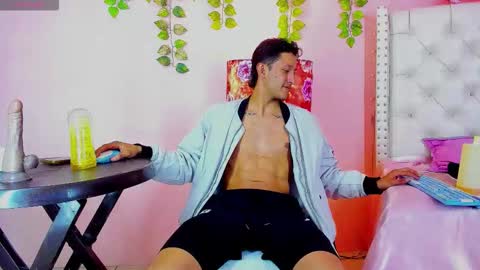 Bruno online show from February 3, 4:21 am