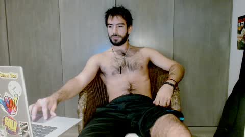 Snapshot of brunobaibe chatting on December 30, 2:09 am brunobaibe online show from December 30, 2:09 am