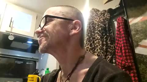 Steve... aka SkinnieDippin aka TimberTramp online show from April 16, 12:05 pm