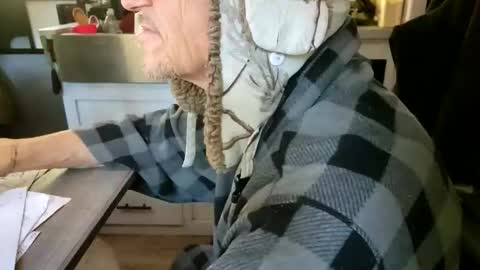 Steve... aka SkinnieDippin aka TimberTramp online show from November 2, 4:22 pm