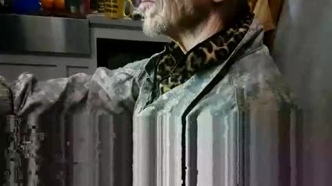 Steve... aka SkinnieDippin aka TimberTramp online show from March 1, 3:12 pm